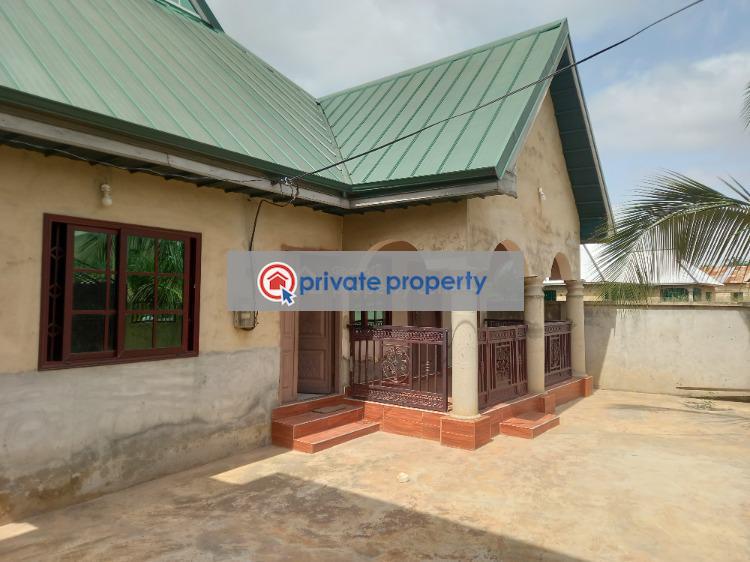 3 bedroom House For Sale &nbsp;atonsu Aprabo. Kumasi Metropolitan Ashanti - 5