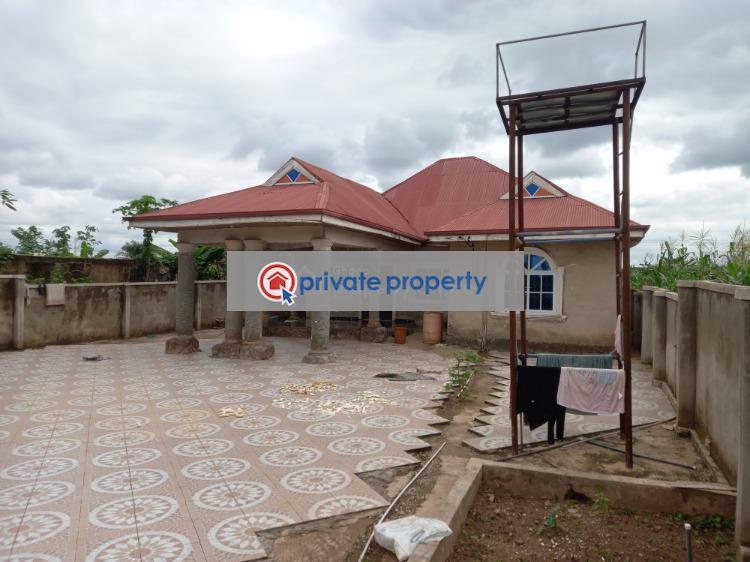 3 bedroom House For Sale &nbsp;adankwame On Abrepo Road. Kumasi Metropolitan Ashanti - 2