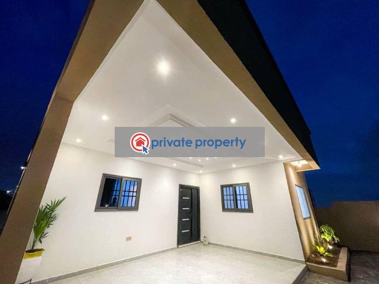 3 bedroom Detached Bungalow For Sale &nbsp;kwabenya Abuom Junction Kwabenya Ga East Municipal Accra - 1