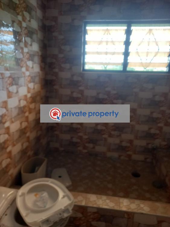 3 bedroom House For Sale &nbsp;adubinsu On Atimatim Road. Kumasi Metropolitan Ashanti - 11
