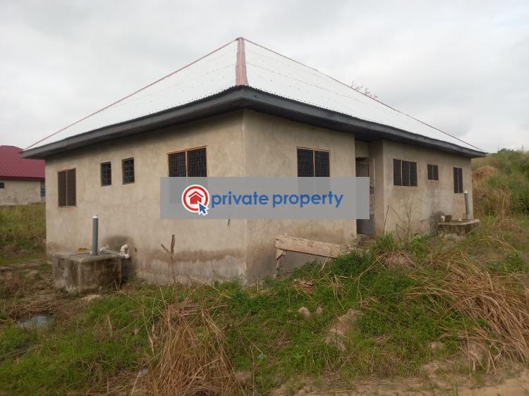 3 bedroom House For Sale &nbsp;adubinsu On Atimatim Road. Kumasi Metropolitan Ashanti - 3