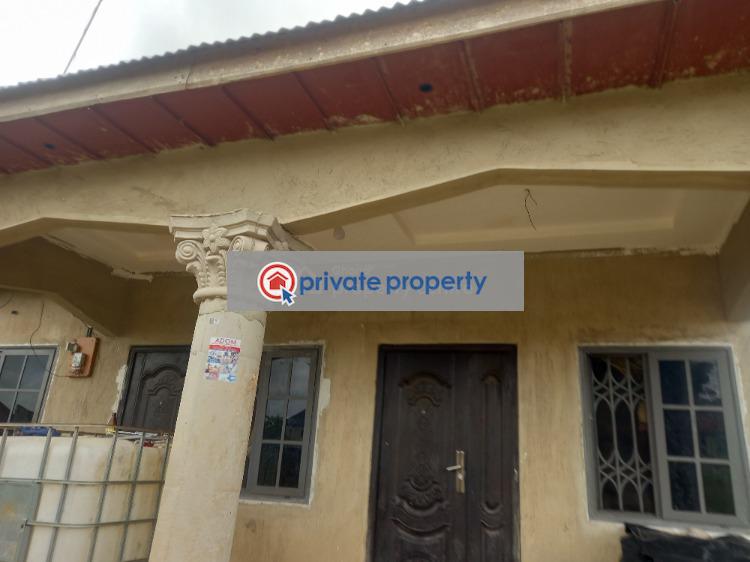 3 bedroom House For Sale &nbsp;kokoben After Asofua. Abrepo Road. Kumasi Metropolitan Ashanti - 6