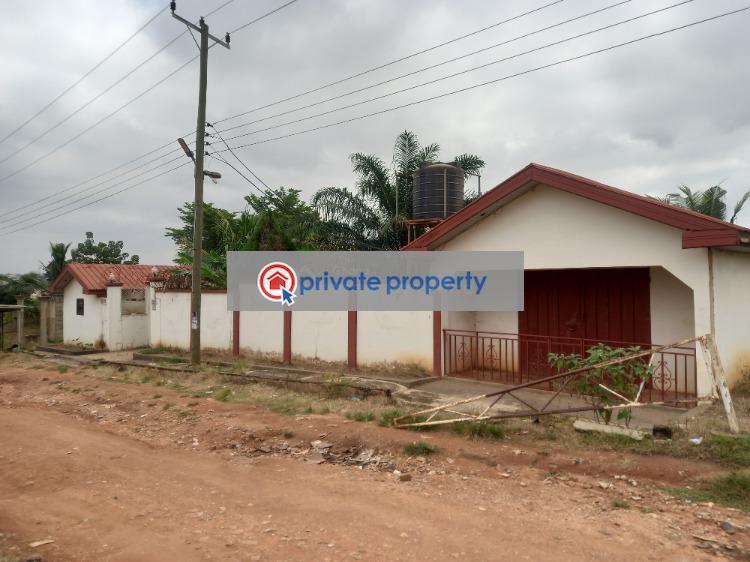 3 bedroom House For Sale &nbsp;asuofia On Abrepo Road. Kumasi Metropolitan Ashanti - 3