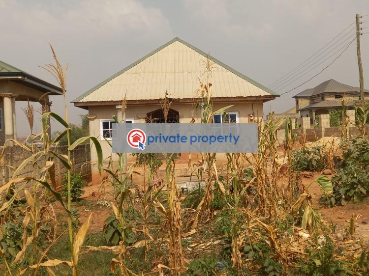3 bedroom House For Sale &nbsp;aboabo Kese On Ahodwo Sokoban Road. Kumasi Metropolitan Ashanti - 3