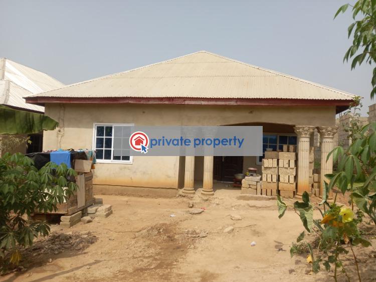 3 bedroom House For Sale &nbsp;kronum ( Botantia) Kumasi Metropolitan Ashanti - 1