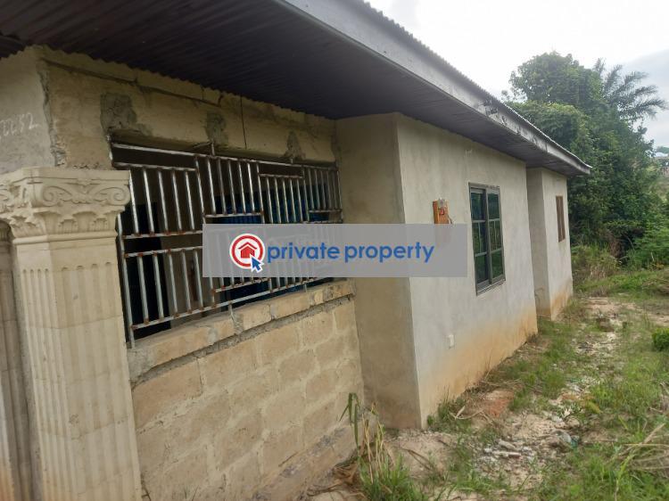 3 bedroom House For Sale &nbsp;adubinsu On Atimatim Road. Kumasi Metropolitan Ashanti - 6