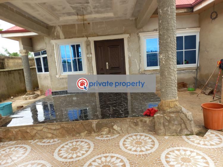 3 bedroom House For Sale &nbsp;adankwame On Abrepo Road. Kumasi Metropolitan Ashanti - 10