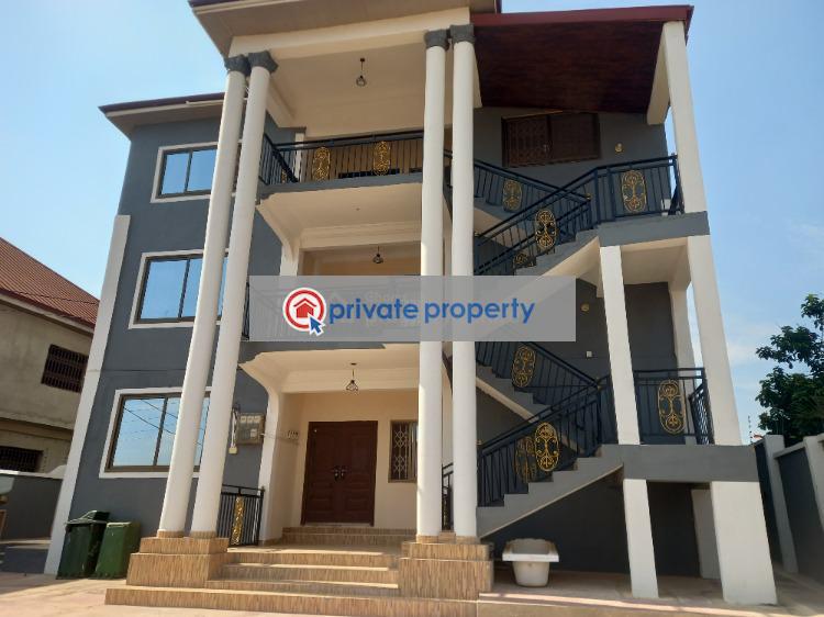 3 bedroom Apartment For Rent parkoso Near Asokore Mampong Kumasi