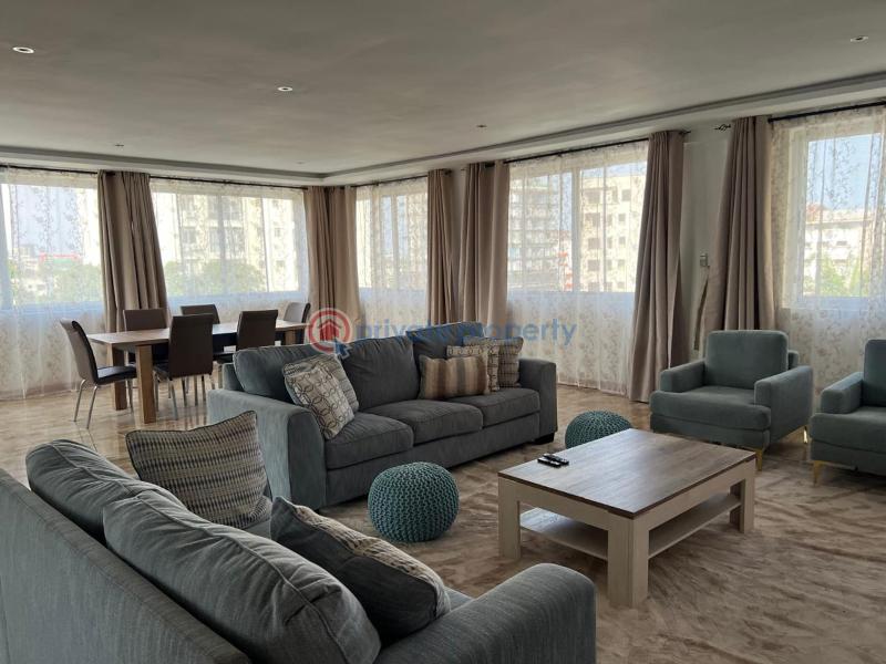 3 bedroom Apartment For Rent The Browns Realtor ,osu Close To Republic Bar Osu Accra - 1