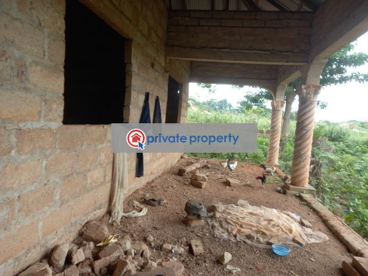 3 bedroom House For Sale &nbsp;kyekyewre On Anwiankwanta Obuasi Road. Bekwai Municipal Ashanti - 7