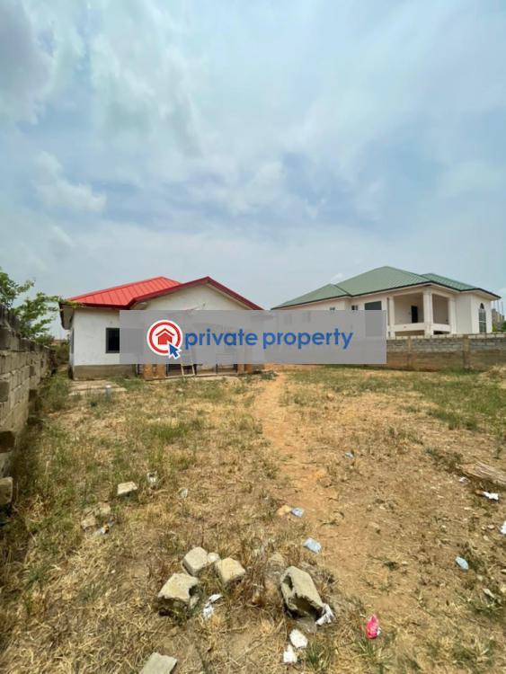 3 bedroom Detached Bungalow For Sale &nbsp;oyarifa La Nkwantanang Madina Municipal Accra - 2