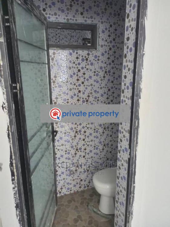 3 bedroom Detached Bungalow For Sale &nbsp;oyarifa New York 1 Oyarifa La Nkwantanang Madina Municipal Accra - 9