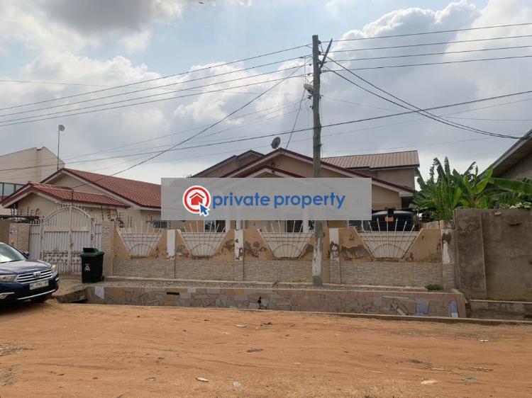 3 bedroom House For Sale &nbsp;tempo Estate Baatsonaa Spintex Accra - 3