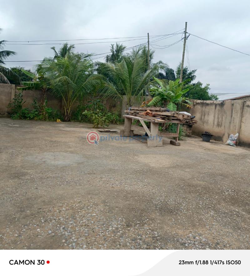 3 bedroom Commercial Property For Sale Amasaman, Ashalaja Amasaman Ga West Municipal Accra - 1