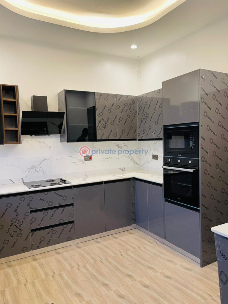 3 bedroom House For Sale Pam Bridge Community 24 Tema Accra - 4