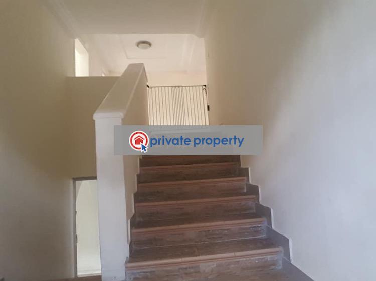 3 bedroom Semi detached Duplex For Sale North Ridge Accra - 13