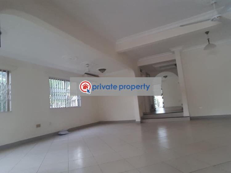 3 bedroom Semi detached Duplex For Sale North Ridge Accra - 16