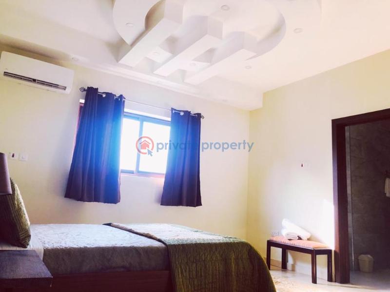 3 bedroom Apartment For Rent The Browns Realtor ,osu Republic Bar Area Osu Accra - 9