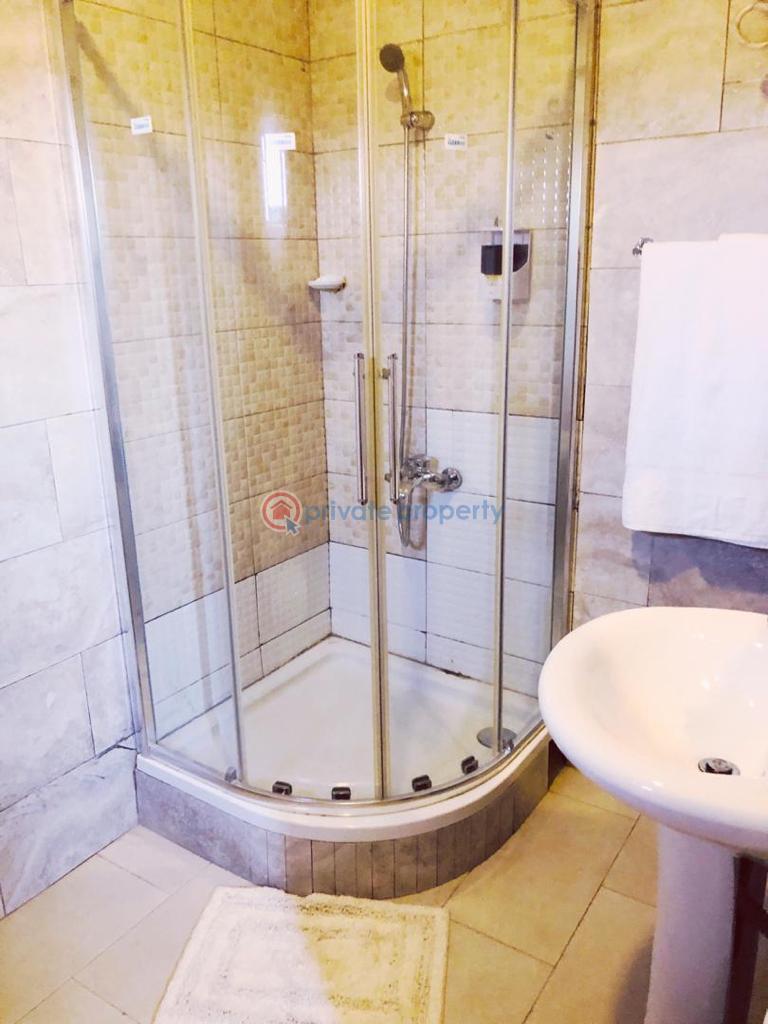 3 bedroom Apartment For Rent The Browns Realtor ,osu Republic Bar Area Osu Accra - 14