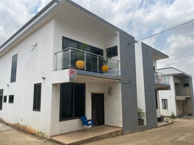 3 bedroom Townhouse For Sale Ayi Mensah Oyarifa La Nkwantanang Madina Municipal Accra - 2