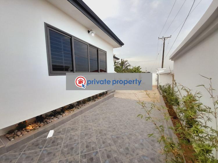 3 bedroom Detached Bungalow For Sale &nbsp;estate Road Kwabenya Ga East Municipal Accra - 2