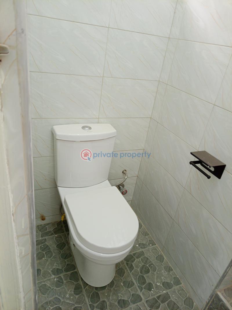 3 bedroom Apartment For Rent Kit Kat Area Dansoman Accra - 12