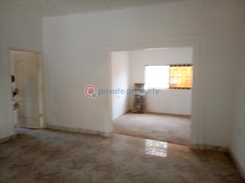 3 bedroom Apartment For Rent Kit Kat Area Dansoman Accra - 4