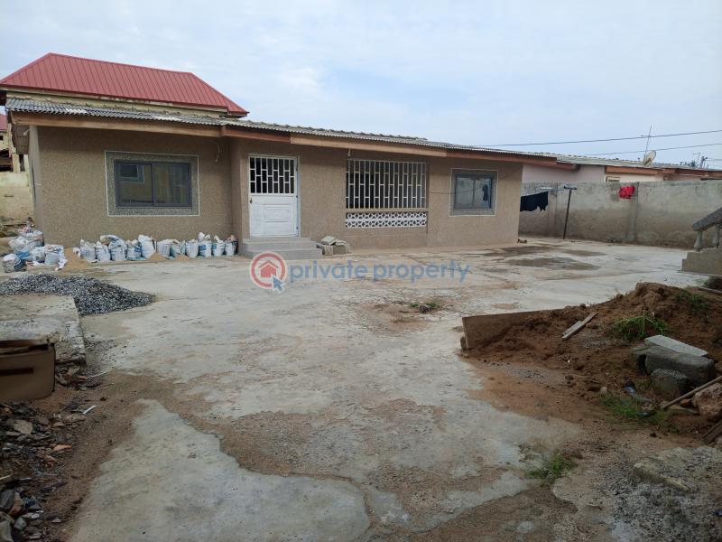 3 bedroom Apartment For Rent Kit Kat Area Dansoman Accra - 0