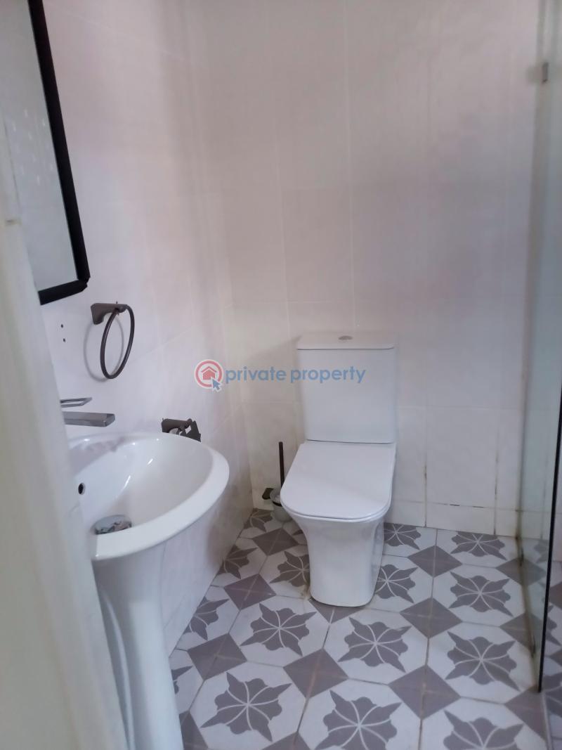3 bedroom House For Sale Collins Duada Comm 18 Spintex Accra - 8