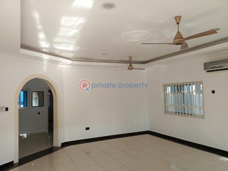 3 bedroom House For Sale Collins Duada Comm 18 Spintex Accra - 2