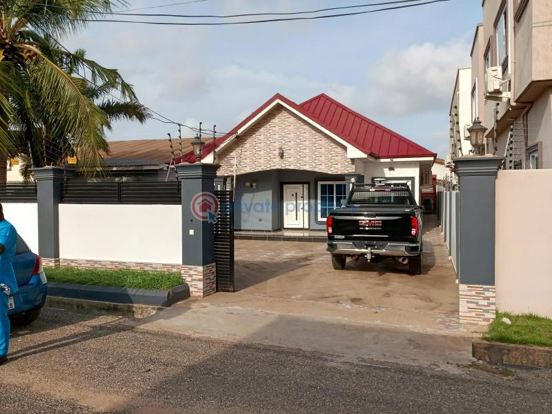 3 bedroom House For Sale Collins Duada Comm 18 Spintex Accra - 12
