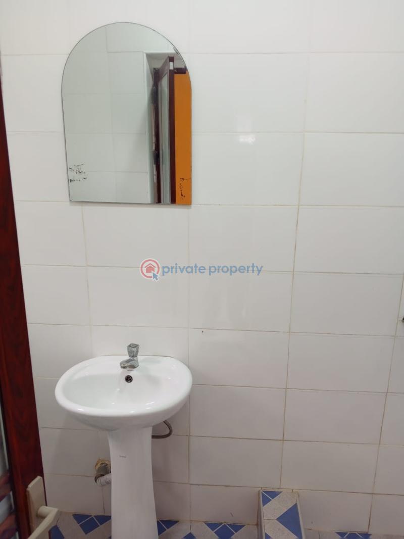 3 bedroom Detached Bungalow For Sale Dr Jesus Kasoa Awutu-Senya East Central Region - 8