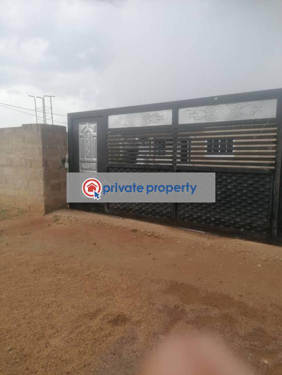 3 bedroom Detached Bungalow For Sale &nbsp;ablekuma Nsakina Accra Metropolitan  - 2