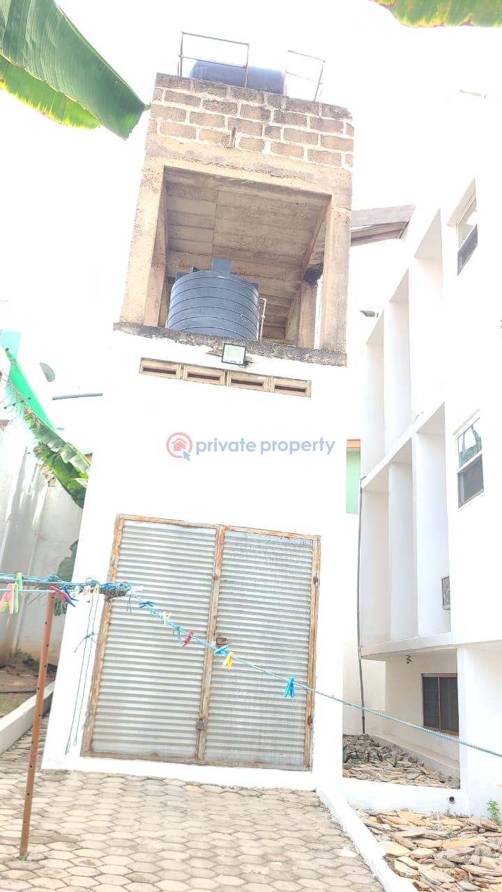 10 bedroom Hotel / Guest House For Sale Kwashieman Accra - 8