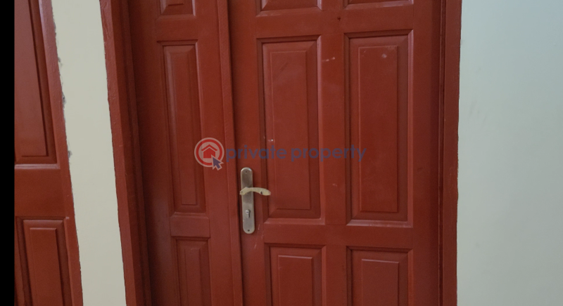 10 bedroom Block of Flats For Sale Bortianor (old Barrier/near Bojo Beach) Weija Ga South Municipal Accra - 11