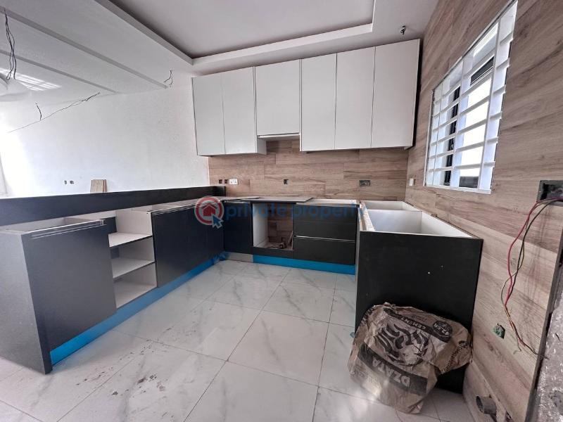 4 bedroom House For Sale Coastal Baatsonaa Spintex Accra - 7