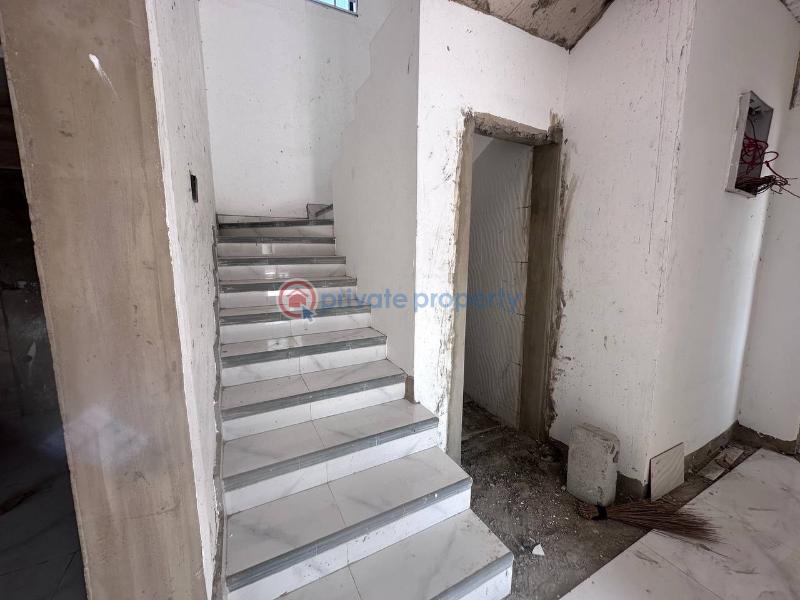 4 bedroom House For Sale Coastal Baatsonaa Spintex Accra - 5