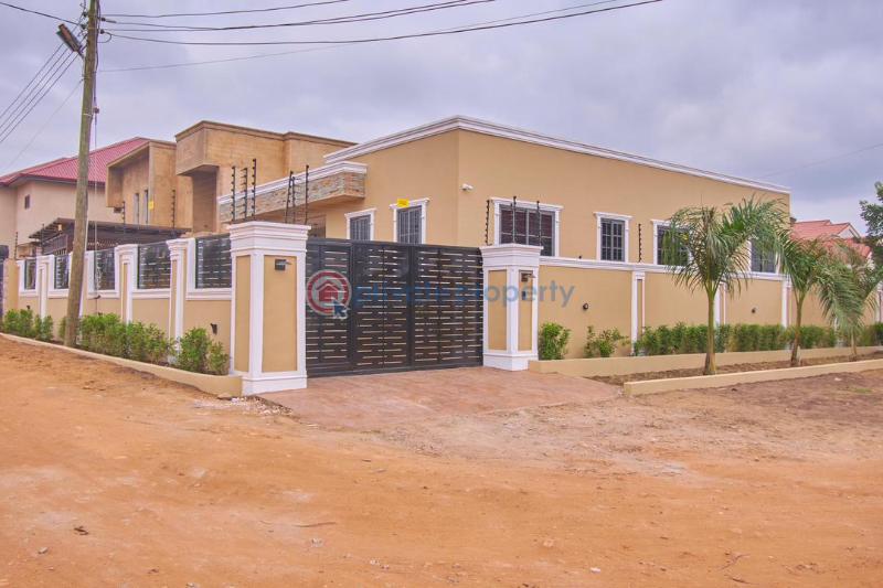 3 bedroom Detached Bungalow For Sale Mount Camel comm 25 Tema Accra - 10