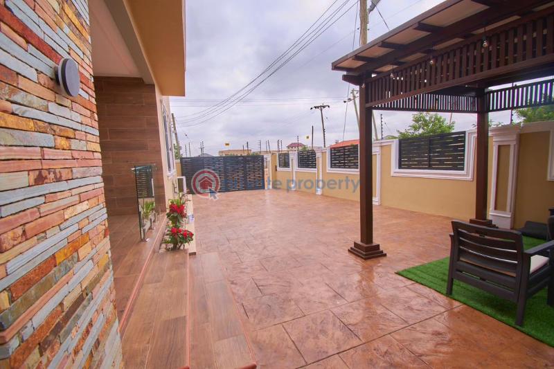 3 bedroom Detached Bungalow For Sale Mount Camel comm 25 Tema Accra - 8