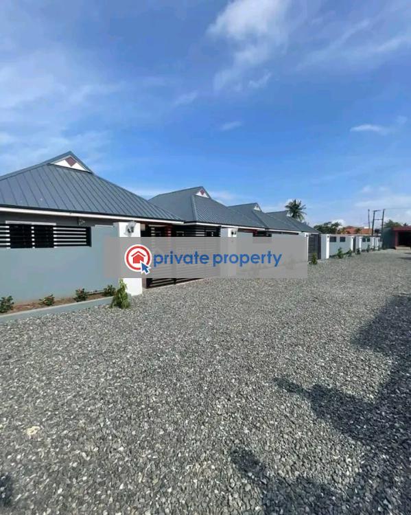 3 bedroom Detached Bungalow For Sale &nbsp;ashaley Botwe Adenta Municipal Accra - 1