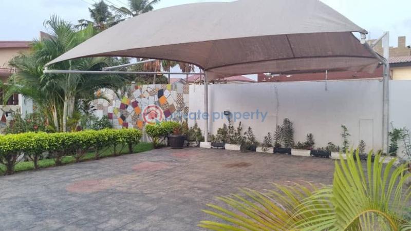 3 bedroom House For Sale Cfc Estate Achimota Accra - 0