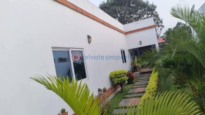 3 bedroom House For Sale Cfc Estate Achimota Accra - 1