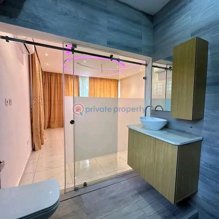 3 bedroom House For Sale Lakeside Estate East Legon Accra - 4