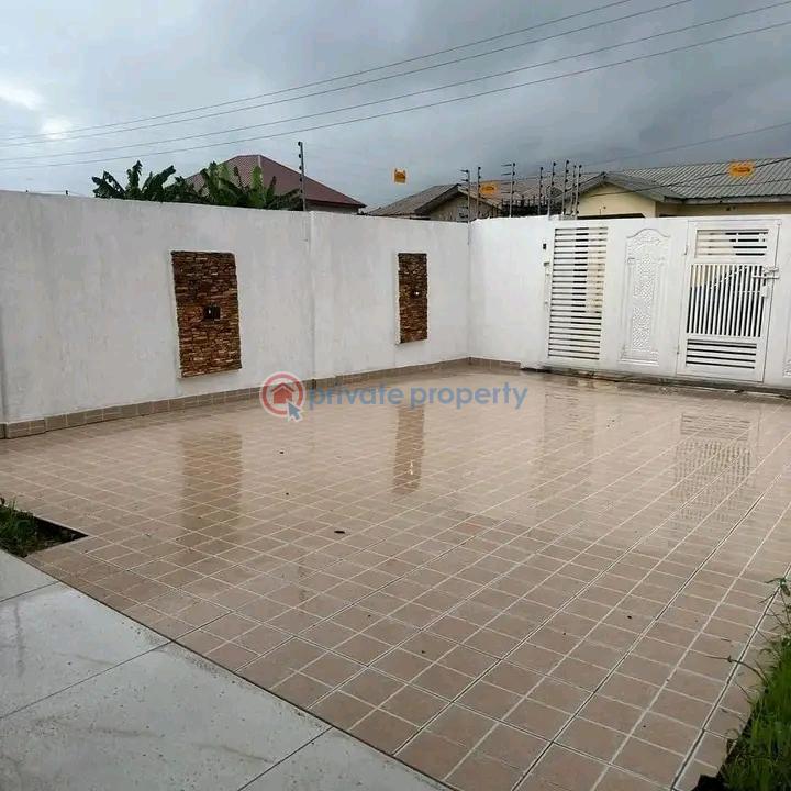 3 bedroom House For Sale Lakeside Estate East Legon Accra - 1