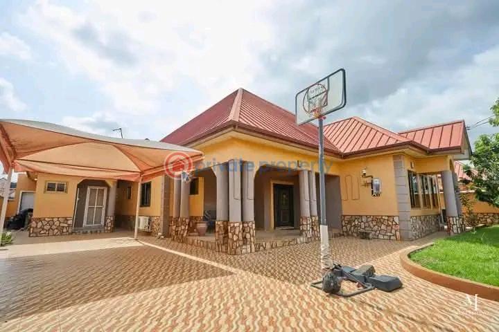 3 bedroom House For Sale Oyarifa La Nkwantanang Madina Municipal Accra - 1