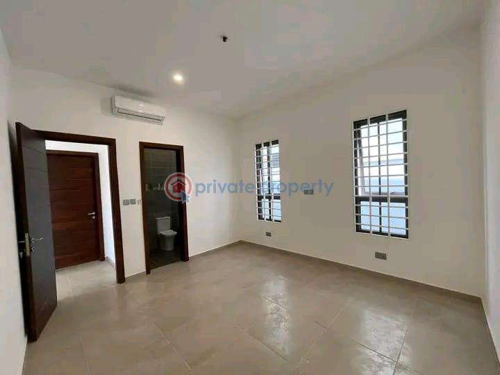 3 bedroom House For Sale Sakumono Spintex Accra - 4