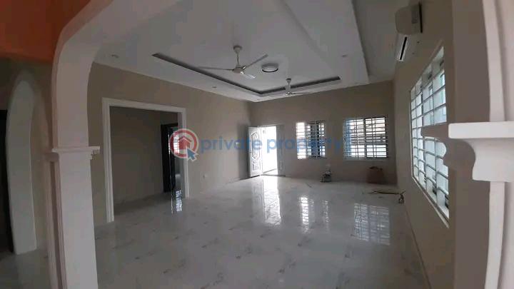 3 bedroom House For Sale Comm 18 Spintex Accra - 8
