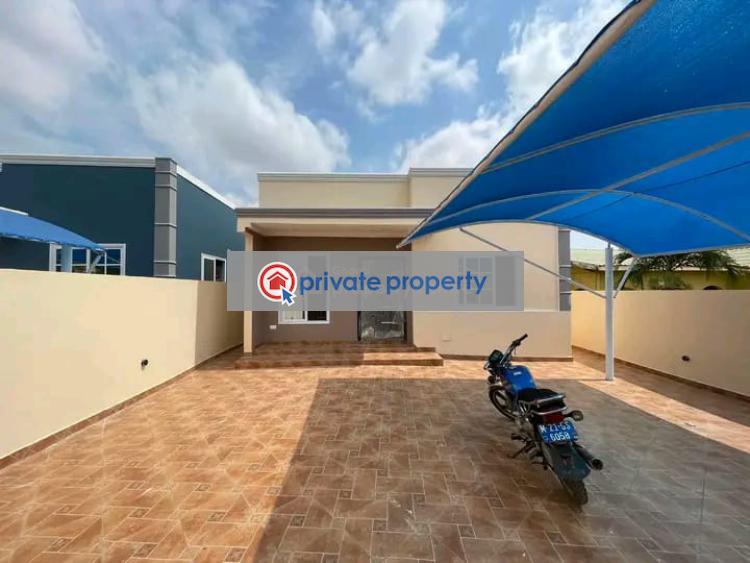 3 bedroom Detached Bungalow For Sale Spintex Accra - 0