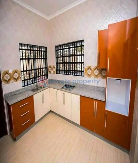 3 bedroom House For Sale Hfc Estate Comm 18 Spintex Accra - 3