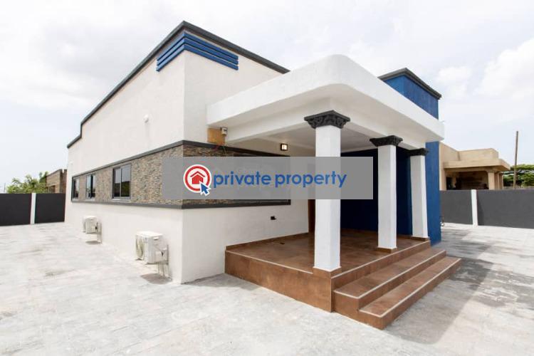 3 bedroom Detached Bungalow For Sale &nbsp;estate Community 25 Tema Accra - 1
